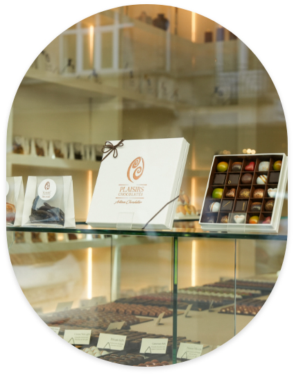 Coffret cadeau de chocolats artisanaux
Coffret de pralines belges
Idée cadeau avec chocolats artisanaux
Boîte de chocolats belges premium
Coffret gourmand Plaisirs Chocolatés
Cadeau chocolat pour toutes les occasions